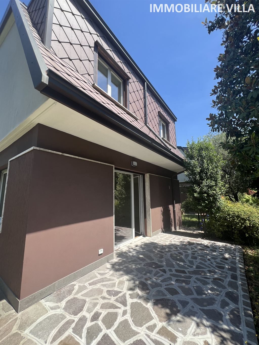 Ottima villa ristrutturata a nuovo.